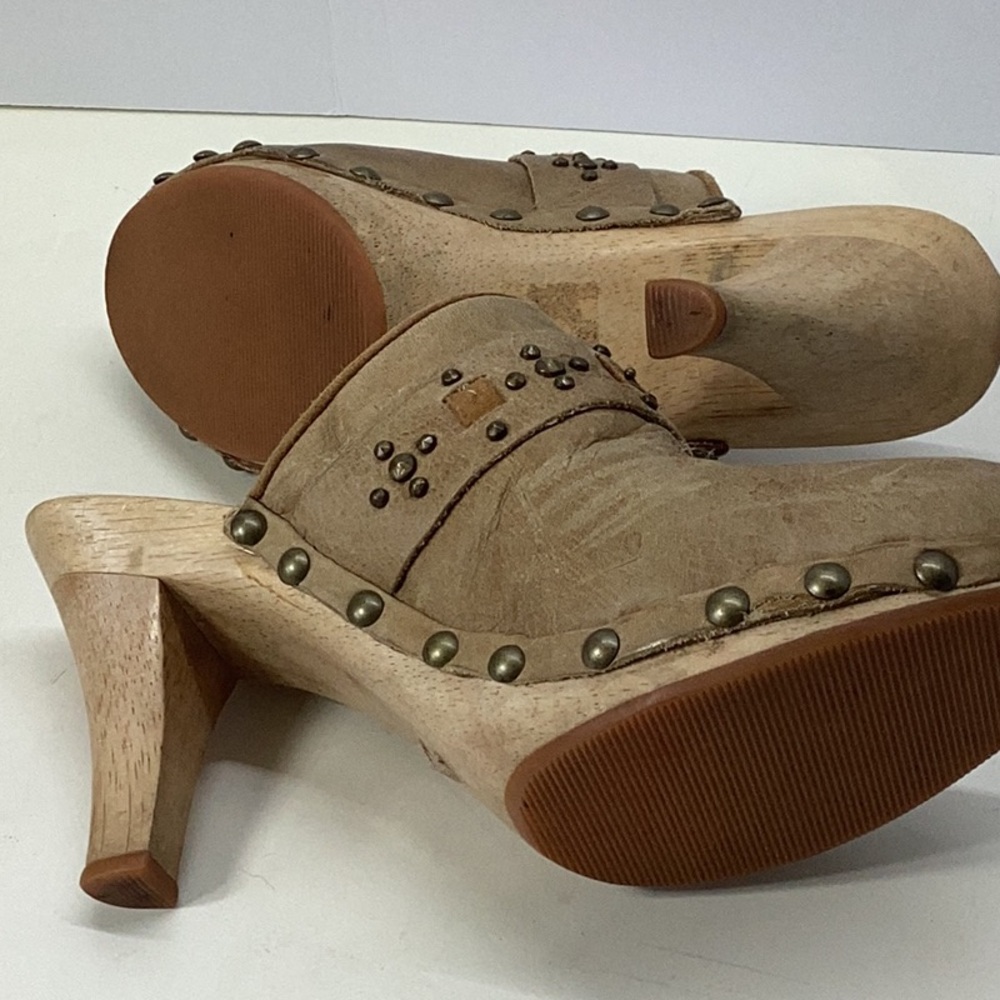 Pelle Moda Beige Leather Studded Mules - Picture 10 of 13